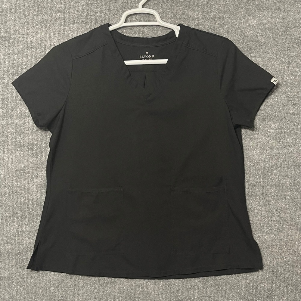 Beyond Scrubs‎ Women's Large Black Scrub Top V-Neck Short Sleeve Medical